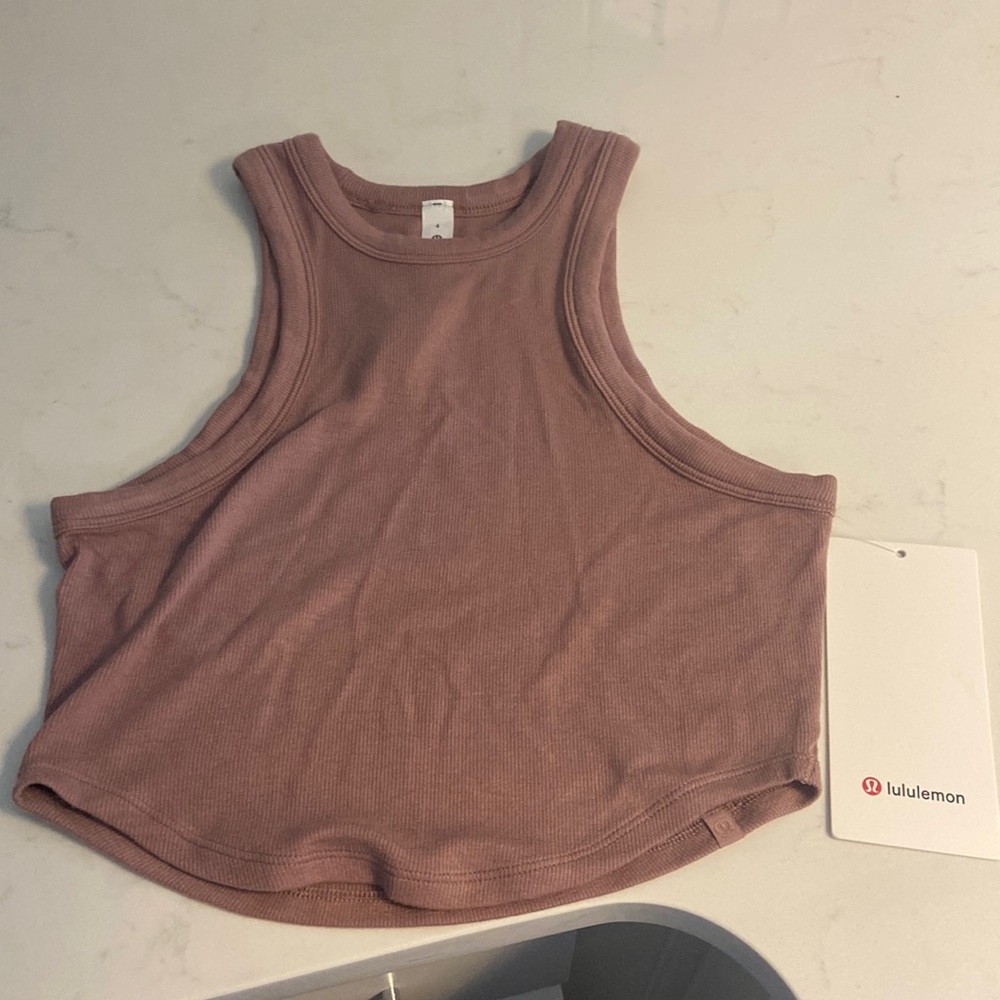lululemon hold tight cropped tank